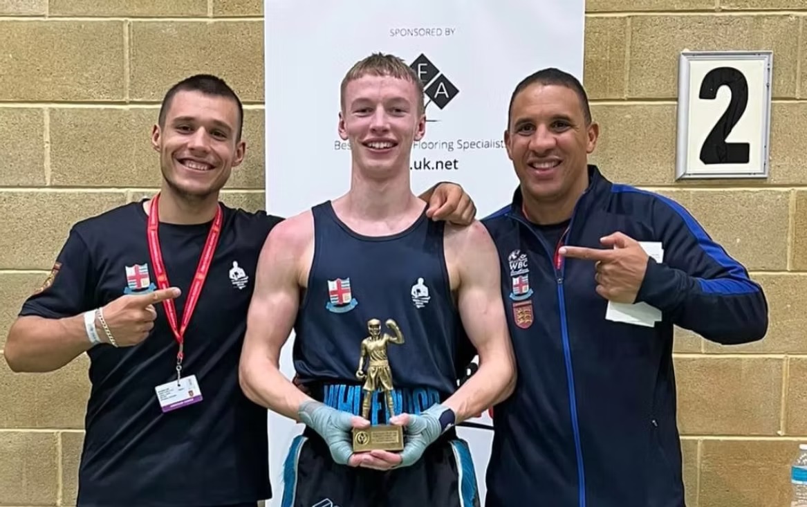 imgi_20_c58884_a72651c9bfe04873ab82cdc5a4a2944d~mv2 MC Scaffolding sponsors ABA boxer Charles Whitewood