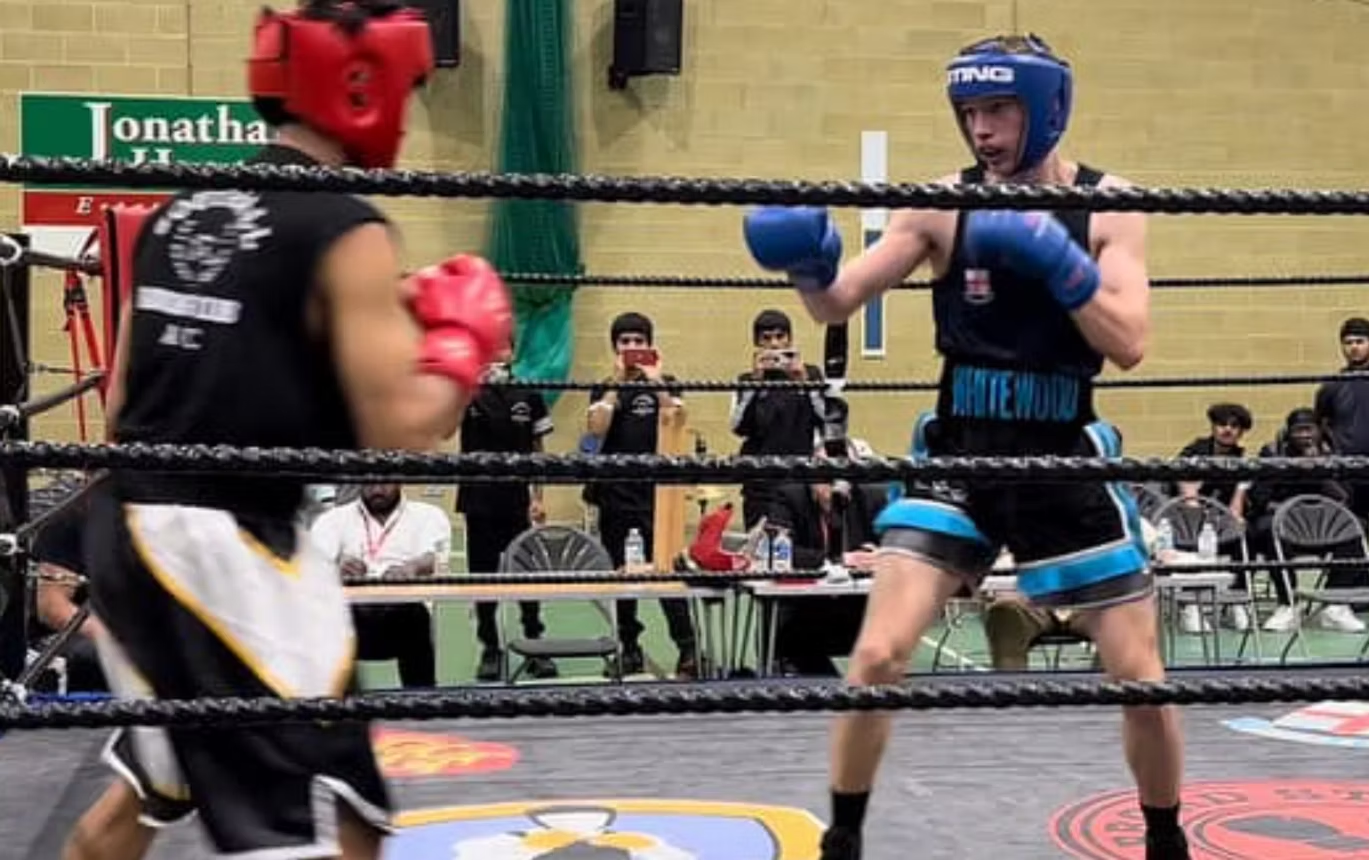 imgi_24_c58884_a29b1fdd869043be874d9b41b6b3222b~mv2 MC Scaffolding sponsors ABA boxer Charles Whitewood